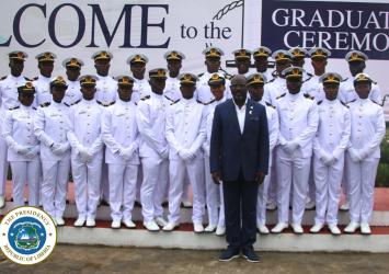 President Weah poses with graduates from the Liberia Maritime Training InstituteExecutive Mansion
